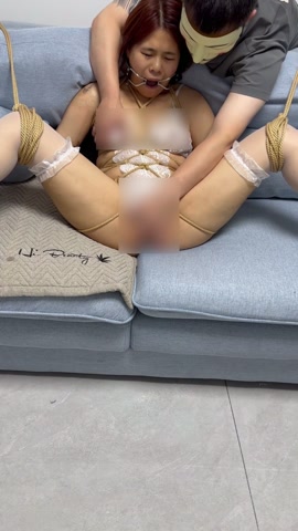 【KB神器钢圈阔嘴+强开腿+分腿强高】震动B+跳蛋+手持ZW棒反复GC 第1张