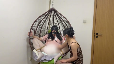 吊篮分腿束缚-强制龟责-责射不停-射后责-震动强制 第1张