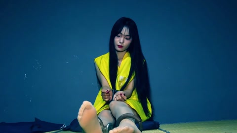姐妹不归路  女死刑犯林乐瑶为立功减刑举报姐妹周雨彤杀人两人双双被判死刑走向刑场 第1张