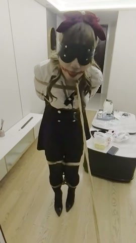 惩罚JK女、蒙眼束缚行走、奴性调教、超大口球、紧缚放置 第1张