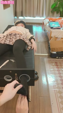 晓森妹妹的换装tk秀 第1张