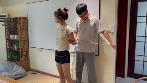 模特一一，驷马放置 透明丝袜驷马，无剧情，纯驷马放置和 第1张