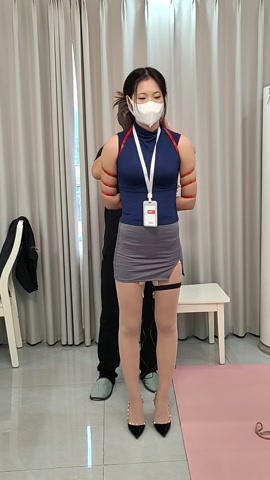 美秘书文慧五花紧缚 第1张