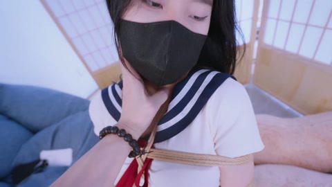 《沉沦的堕落少女》不听话的补习女学生，绑上极度羞耻的M字开脚缚，强行塞入马具口塞，任其只能发出沉闷鼻... 第2张