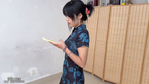 【讨厌的小邻居】小骨 平日里大喊大叫的小骨听歌跳舞没有节制 影响到了旁边邻居 便直接将小骨绑了起来 第2张