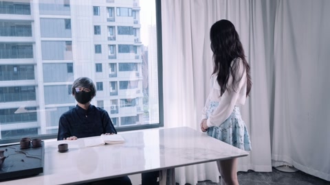 代替宠物的人妻护理（第一集）不得不代替宠物陪伴老人的人妻护理，却被要求要像真的宠物一样（人妻背着老公... 第2张