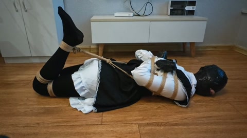 变装随拍 变装伪娘 驷马 直臂 折腿 吊缚 呼吸控制 第2张