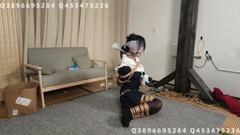 嗷嗷 himitsu图片复刻，日式高手缚加并腿跪姿! 第2张