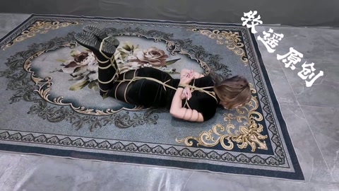 曼妮给男友戴绿帽子遭到报复 第2张