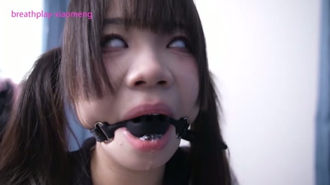盲片呼吸控制，强制高潮的同时还能走路吗？插入式罚站架固定，限流阀呼吸面罩和呼吸袋 第2张