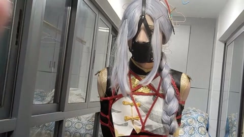 红绳捆绑电击申鹤  伪娘申鹤cos捆绑，使用红绳捆绑更有韵味，中间附带超高电击，有短暂的出门，倒地尝... 第2张