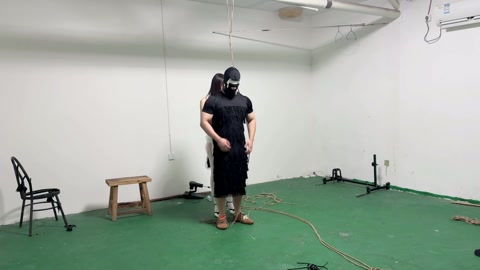 罪恶男m反制猥亵女s恋足舔舐 第2张