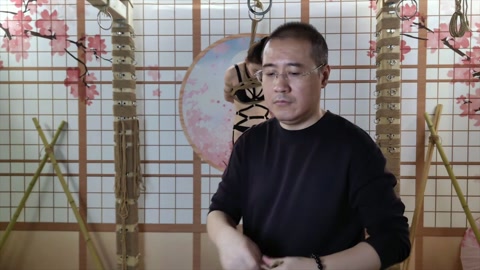 艾琳 悬吊与竹子绑 第2张