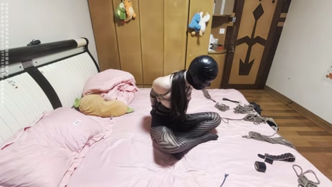 之女奴改造计划05、叠丝、胶带包头+多重胶带包手、又狠又虐的胶带窒息惨叫连连、直接虐哭了、强制GC、... 第3张