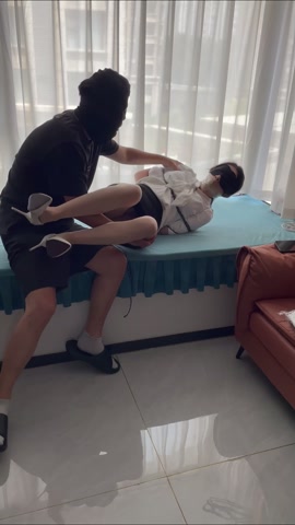 入室捆绑 丝袜塞嘴 挣扎解缚 第3张