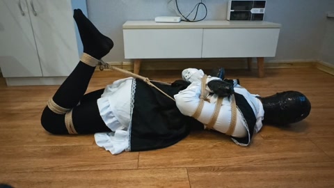 变装随拍 变装伪娘 驷马 直臂 折腿 吊缚 呼吸控制 第3张