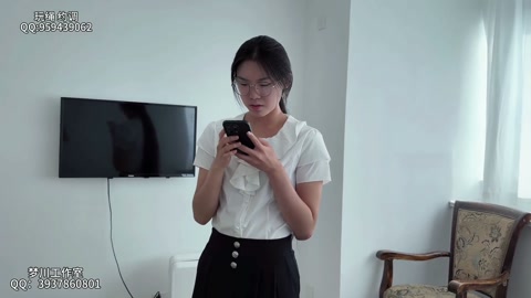 嫩妹风波~小九 雯雯 长腿性感黑丝 两人被胶带扎带束缚 胶带封嘴 蒙眼 第3张