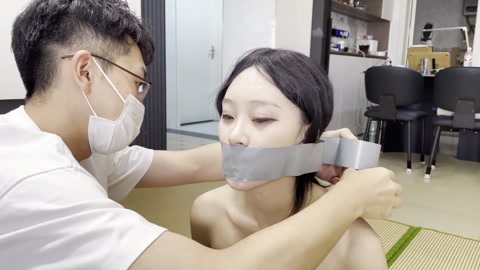 小林白袜+胶带捆绑+黑丝蒙眼~ 第3张