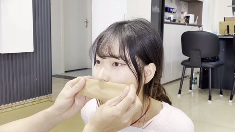 小羽白袜与双重封嘴，驷马下的小羽，有点“可爱” 第3张