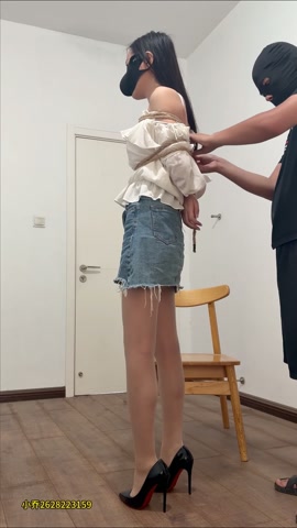 新来172的小姐姐应聘绳模特，那当然不能放过啊 第3张