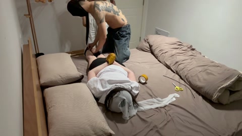 服务员的痛苦遭遇 第3张