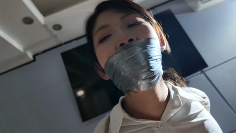 魏灿丝袜胶带堵嘴挣扎 第3张