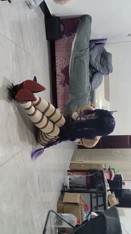 超紧束缚的剪刀自救挑战 第4张