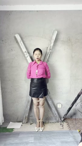 人妻 贝贝 捆绑 初体验， 看起来烧烧贱贱的 第5张