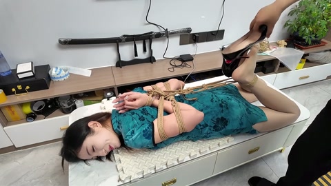 佳佳旗袍后手观音驷马 第5张