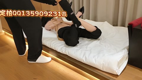 崩溃凄惨哀求！驷马勒颈！后手观音勒颈！挣扎！小水职业装挑战极限 第5张