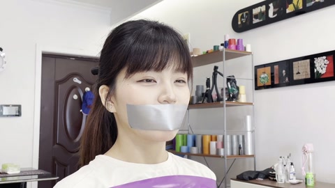 新模小翡 紫色的束缚与银色的封嘴 第5张