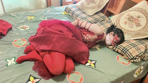 晓森妹妹中式婚服红色丝袜的五花分腿td放置 第5张