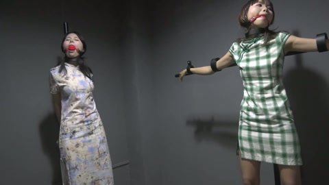 暗局贩售  姐妹俩体验沉浸式剧本杀误入人贩窝被囚禁在地牢调教后贩卖 第5张