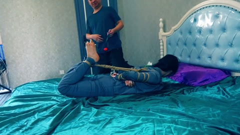 深山囚徒（下集）人贩组织黑吃黑将女人贩青姐也一起绑架贩卖 第5张