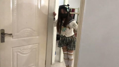 荷露COS崩坏 流萤 误入活绳屋（二）自动紧缚绳陷阱抓住逃走再被抓回 驷马拿不到剪刀 第5张