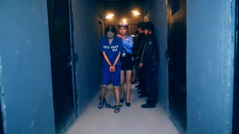 《毒蝎林潇琦末日》 第四集 毒蝎林潇琦和同伙被判死刑立即执行砸死镣五花大绑押赴刑场执行枪决 第6张
