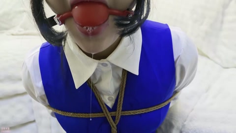 【念念】银行女职员的受难 紧缚挣扎 超大口球流口水 td股绳放置 想逃跑又被绑到椅子上 露脸 第6张