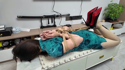佳佳旗袍后手观音驷马 第6张