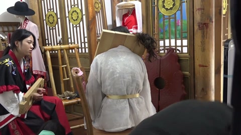 几个大学生古装断案抓捕审讯刑具，捆绑剧情，无厘头简单剧情第五集 第6张