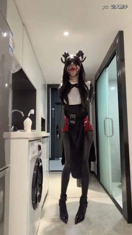 小糕炸金套装 黑丝魅魔修女单手套自缚 郊狼电击下还开门取外卖…口水直流 按耐不住的露出欲… 第6张