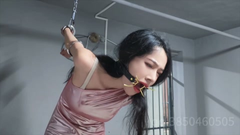 恶魔的毁灭 本剧由知名模特雅熙首次合作拍摄，希望大家能够喜欢她的风格，本片剧情内容纯属虚构演绎，希望... 第6张