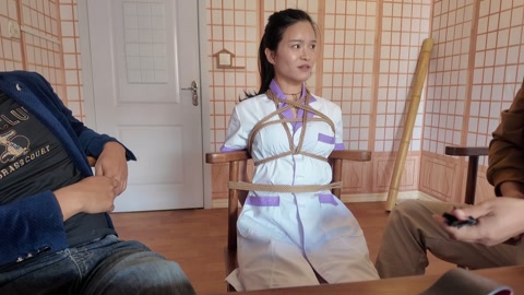 洛洛小护士m 模特洛洛，小护士面试被骗，捆绑折磨 第6张