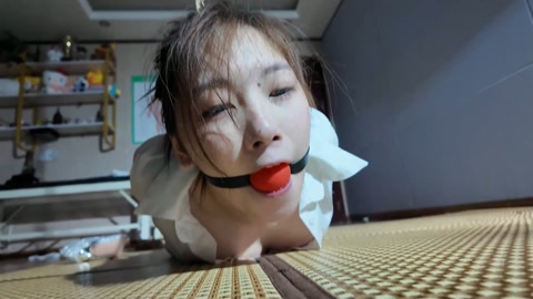 王贝贝紧缚梨花带雨 第6张
