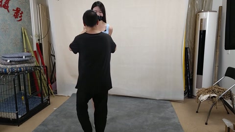 黑西装秘书 床上胶带封嘴挣扎 第6张