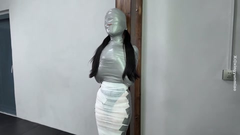 Nana的全包调教｜今天要成为枫叶丹女王的全包木乃伊玩具｜电动呼控装置随机控制呼吸和闭气时间｜鞭打足... 第6张