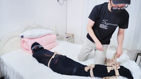 丝袜捆绑全包+无内啵啵贝+丝袜蒙眼勒嘴 第7张