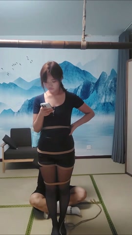 向女生献花（下） 第7张