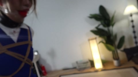 居然让柒柒伪娘伪装成空姐来刺杀面具男！江湖规矩塑料袋套头上坚持10分钟自己解开就放走！剧烈挣扎求死不... 第7张