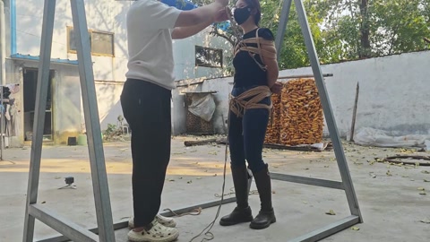 练习吊缚 模特慧慧，上次拍过一次驷马吊，爽的一批 这次又来了，双机位拍的 今天拍的分别有反吊和正吊 第7张