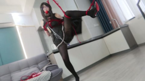 丝袜女孩 被捆绑紧缚、榨汁、后手观音、单腿吊、振动 第8张